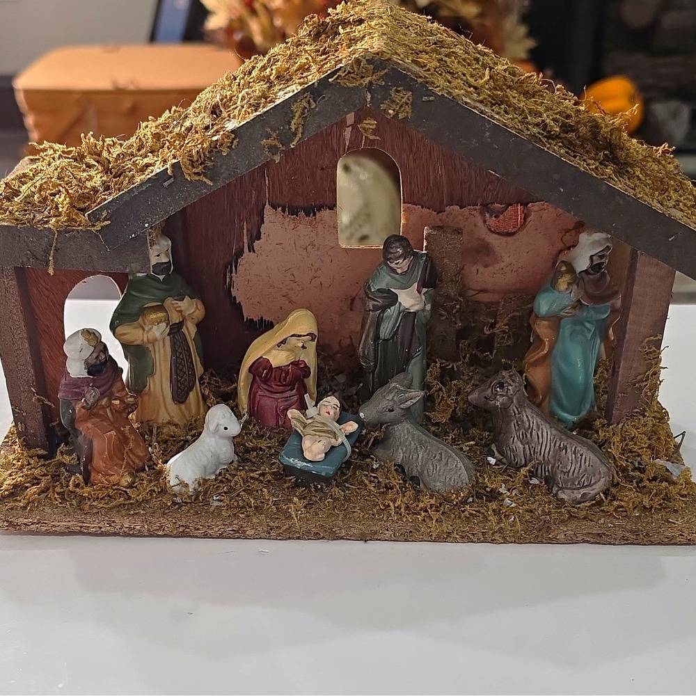 Wooden Rustic Nativity Scene Stable Set 11 Pc Mary Joseph Baby Jesus Kings